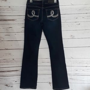 Seven7 Dark wash jeans, boot cut. Like new Size 27